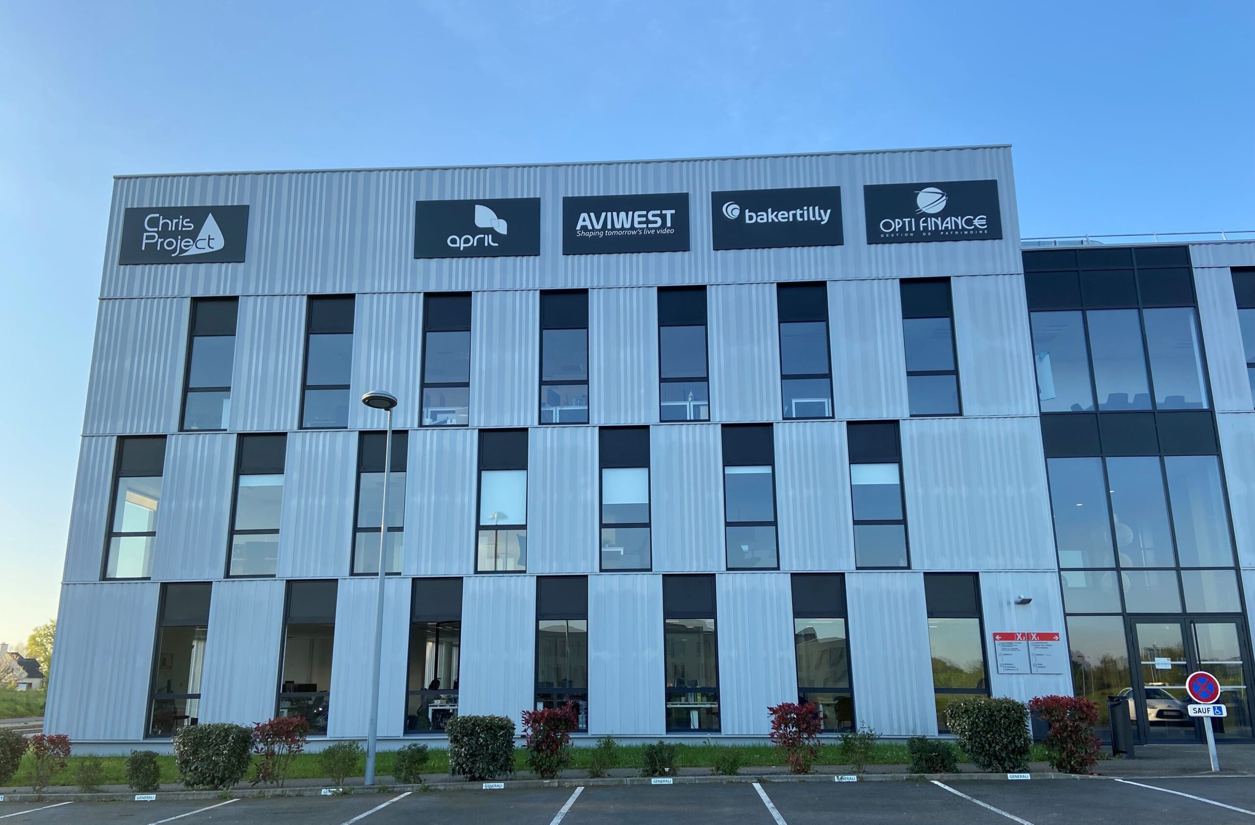 vue extérieure bureau baker tilly rennes